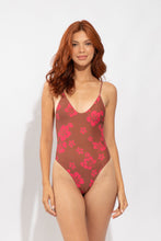 Cargar imagen en el visor de la galería, Model Front: Wednesday In Hawaii By Rio De Sol Una Pieza Pua-Coco-Guava Hilo