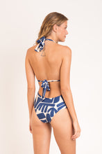 Cargar imagen en el visor de la galería, Model Back: Rio De Sol Una Pieza Pottery Mel-Op