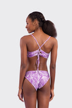 Cargar imagen en el visor de la galería, Model Back: Rio De Sol Bragas Bottom Trail-Purple Essential-Comfy
