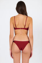 Cargar imagen en el visor de la galería, Model Back: Rio De Sol Bragas Bottom Shimmer-Divino Essential