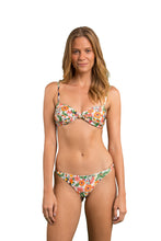 Cargar imagen en el visor de la galería, Model Front: Rio De Sol Conjunto Set Boho Bandeau-Joy Leblon