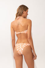 Cargar imagen en el visor de la galería, Model Back: Rio De Sol Bragas Bottom Sahari Leblon