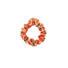 Cargar imagen en el visor de la galería, Product Front: Rio De Sol Accesorios Para El Cabello Maracai Scrunchie