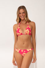 Cargar imagen en el visor de la galería, Model Front: Wednesday In Hawaii By Rio De Sol Bragas Bottom Pua-Guava Oahu