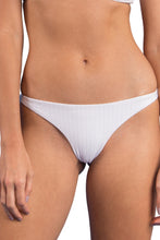 Cargar imagen en el visor de la galería, Gallery: Rio De Sol Bragas Bottom Bora-White Leblon