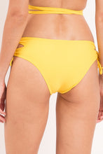 Cargar imagen en el visor de la galería, Image 07: Rio De Sol Bragas Bottom Amarelo Madrid