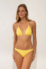 Cargar imagen en el visor de la galería, Model Front: Wednesday In Hawaii By Rio De Sol Bragas Bottom Lilikoi Oahu
