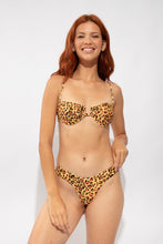 Cargar imagen en el visor de la galería, Model Front: Rio De Sol Bragas Bottom Yellow-Feline Nara