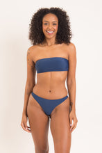 Cargar imagen en el visor de la galería, Model Front: Rio De Sol Conjunto Set Navy Bandeau-Reto Nice-Fio