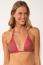 Cargar imagen en el visor de la galería, Gallery: Wednesday In Hawaii By Rio De Sol Sostén Top Pua-Coco-Guava Mel