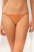 Cargar imagen en el visor de la galería, Gallery: Rio De Sol Bragas Bottom Shimmer-Nocciola Cheeky-Noa
