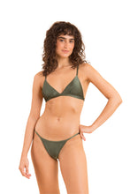 Cargar imagen en el visor de la galería, Model Front: Rio De Sol Bragas Bottom Croco California