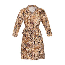 Cargar imagen en el visor de la galería, Product Front: Rio De Sol Vestido Camidero Leopard Chemise