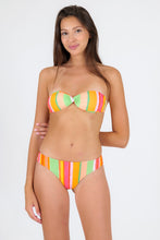 Cargar imagen en el visor de la galería, Model Front: Rio De Sol Conjunto Set Utah Twist Ciao