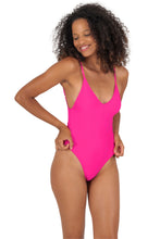 Cargar imagen en el visor de la galería, Model Front: Rio De Sol Una Pieza Amaranto Hype