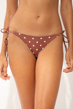 Cargar imagen en el visor de la galería, Gallery: Wednesday In Hawaii By Rio De Sol Bragas Bottom Kiko-Coco Kaleia-Comfy