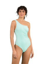 Cargar imagen en el visor de la galería, Model Front: Rio De Sol Una Pieza Malibu-Menta Maeve