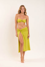 Cargar imagen en el visor de la galería, Model Front: Rio De Sol Falda De Playa Fluity-Abacateiro Long Skirt Knot