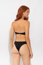 Cargar imagen en el visor de la galería, Model Back: Rio De Sol Bragas Bottom Solar-Black Essential