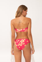 Cargar imagen en el visor de la galería, Model Back: Wednesday In Hawaii By Rio De Sol Conjunto Set Pua-Guava Lani Waikiki