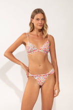 Cargar imagen en el visor de la galería, Model Front: Rio De Sol Sostén Top Ditsy-Sky Tri-Fixo