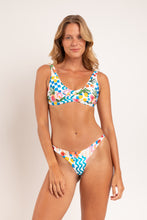 Cargar imagen en el visor de la galería, Model Front: Rio De Sol Sostén Top Al-Mare Hera