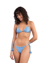Cargar imagen en el visor de la galería, Model Front: Rio De Sol Bragas Bottom Shimmer-Baltic-Sea Frufru-Fio