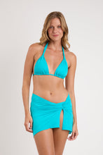 Cargar imagen en el visor de la galería, Model Front: Rio De Sol Falda De Playa Amb-Nannai Skirt Knot