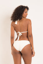 Cargar imagen en el visor de la galería, Model Back: Rio De Sol Bragas Bottom Off-White Mel-Comfy