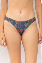 Cargar imagen en el visor de la galería, Gallery: Rio De Sol Bragas Bottom Coqueiro Essential-Comfy