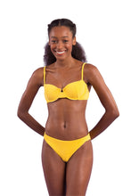 Cargar imagen en el visor de la galería, Image 04: Rio De Sol Conjunto Set Malibu-Yellow Balconet Essential-Comfy