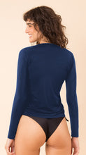 Cargar imagen en el visor de la galería, Image 09: Rio De Sol Sostén Navy Rash-Guard