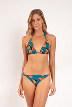 Cargar imagen en el visor de la galería, Model Front: Rio De Sol Bragas Bottom Luma Mel-Comfy