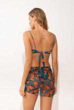 Cargar imagen en el visor de la galería, Model Back: Rio De Sol Falda De Playa Luma Mini Skirt Ruched