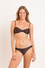 Cargar imagen en el visor de la galería, Model Front: Rio De Sol Sostén Top Shimmer-Coffee Bandeau-Joy