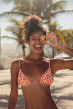 Cargar imagen en el visor de la galería, Image 08: Rio De Sol Sostén Top Ditsy-Butter Lia