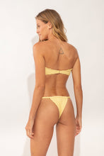 Cargar imagen en el visor de la galería, Model Back: Rio De Sol Bragas Bottom Drift-Butterglow Eden
