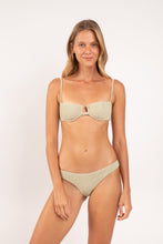 Cargar imagen en el visor de la galería, Model Front: Rio De Sol Bragas Bottom Brisa-Pistache Essential