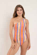 Cargar imagen en el visor de la galería, Model Front: Rio De Sol Una Pieza Stripes Sienna