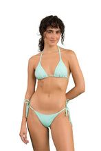Cargar imagen en el visor de la galería, Model Front: Rio De Sol Bragas Bottom Malibu-Menta Cheeky-Tie