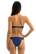 Cargar imagen en el visor de la galería, Model Back: Rio De Sol Bragas Bottom Kiwanda Denim Band Comfort