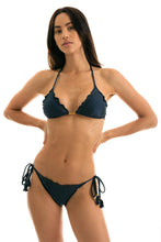 Cargar imagen en el visor de la galería, Model Front: Rio De Sol Bragas Bottom Shimmer-Shark Frufru