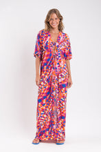 Cargar imagen en el visor de la galería, Model Front: Rio De Sol Vestido De Playa Funny Long Dress