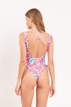 Cargar imagen en el visor de la galería, Model Back: Rio De Sol Una Pieza Splash Zoe