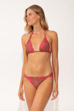 Cargar imagen en el visor de la galería, Image 05: Wednesday In Hawaii By Rio De Sol Conjunto Set Pua-Coco-Guava Mel