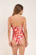 Cargar imagen en el visor de la galería, Model Back: Rio De Sol Una Pieza Mirage Sara-Op