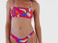 Cargar y reproducir el video en el visor de la galería, Video: Rio De Sol Conjunto Set Antelope Bandeau-Reto High-Leg