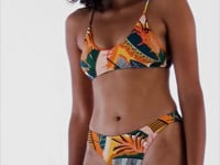 Cargar y reproducir el video en el visor de la galería, Video: Rio De Sol Conjunto Set El-Arco Bralette Essential-Comfy