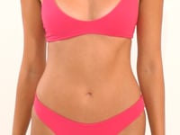 Cargar y reproducir el video en el visor de la galería, Video: Wednesday In Hawaii By Rio De Sol Conjunto Set Guava Hana Sunset