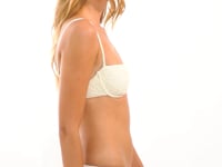 Cargar y reproducir el video en el visor de la galería, Video: Rio De Sol Bragas Bottom Brisa-Offwhite Essential